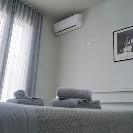 Appartamento Casa Di Andrew - Sul Di Garda Desenzano del Garda